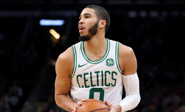 Los Celtics renuevan a Jayson Tatum